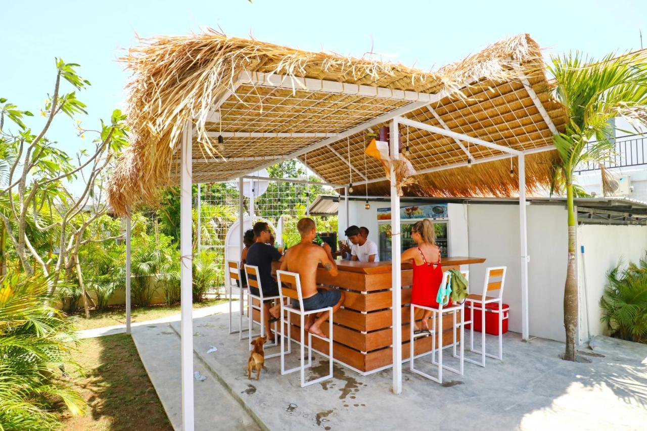 Margarita Surf Hostel Canggu Exterior foto
